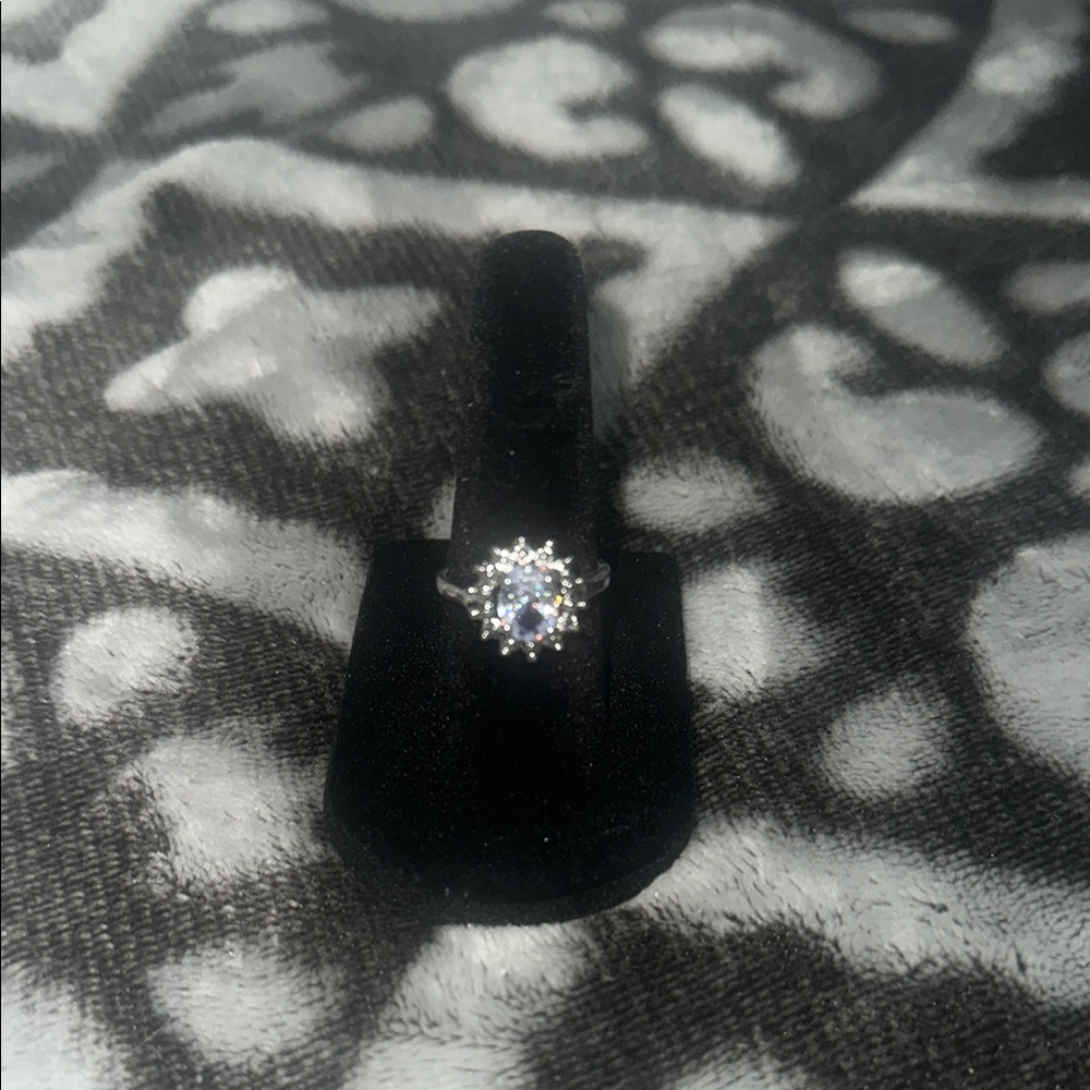 Elegant Silver CZ Ring size 6